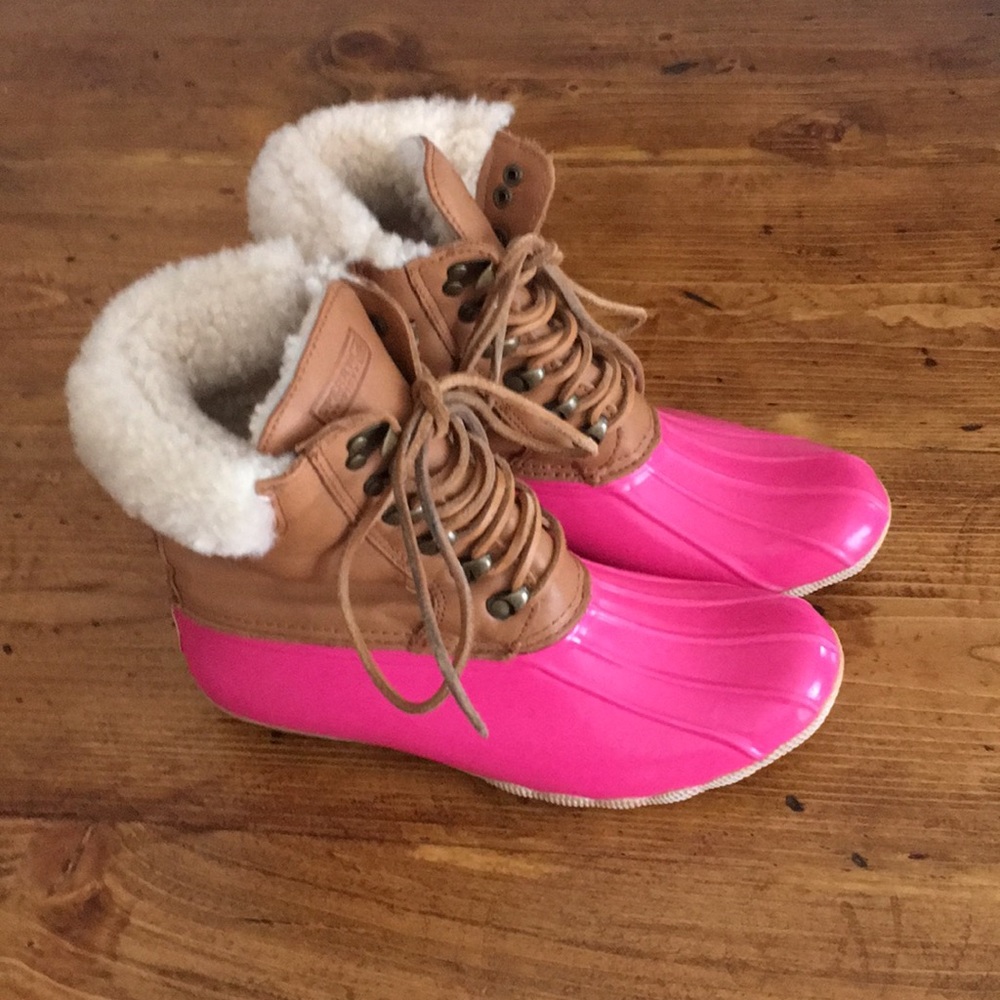 Sperry Top Sider Duck boots - PINK!!